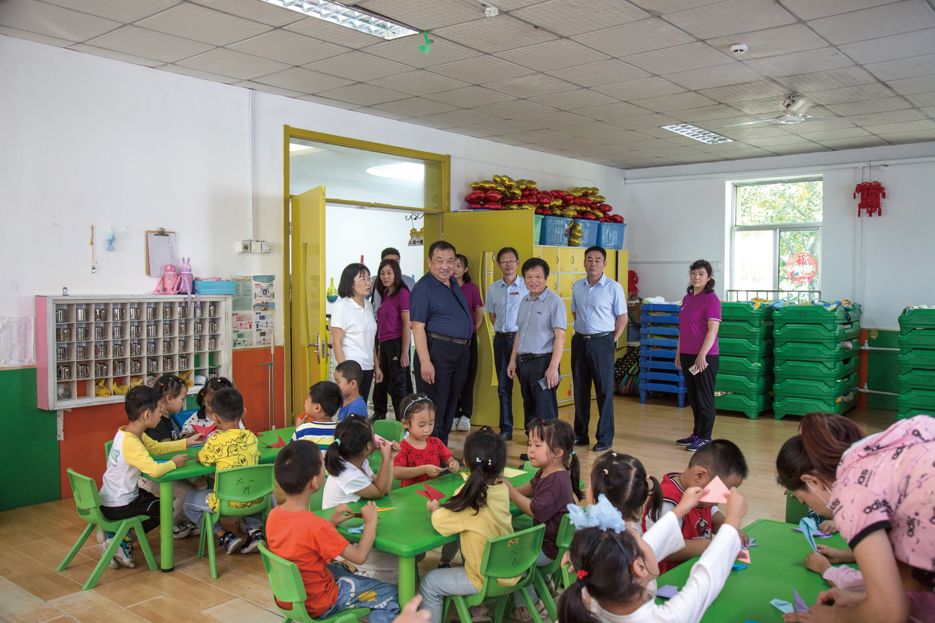 集团领导教师节慰问建工幼儿园一线教师